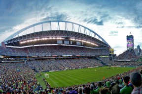 万博体育manbet app-王者归来！梅西客场封神，斯坦福桥球迷倒戈欢呼